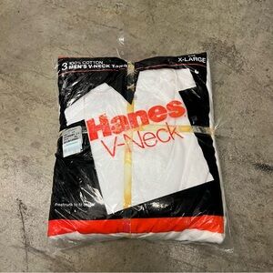Vintage Hanes White V-Neck Men's T Shirt 3 Pack XL